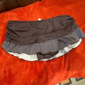 24 & Ocean Skirted Tankini Brown White Polka Dots. Sz M